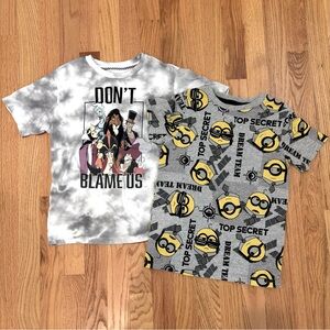 Disney Villains & Despicable Me Minions‎ T-Shirt Bundle (Size Small)